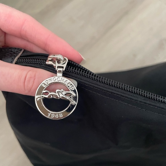 Longchamp Large Black Foldable Le Pliage Tote with Top Handles - Picture 7 of 12